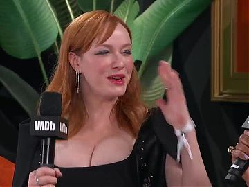Christina Hendricks massive cleavage