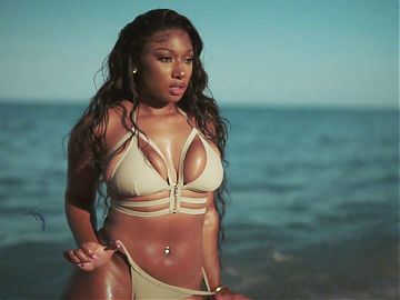 Megan Thee Stallion – Sports Illustrated Swimsuit 2021
