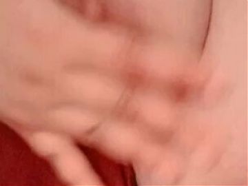 Big breast, come put your cock in the middle