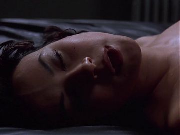 Gina Gershon and Jennifer Tilly - Bound 03