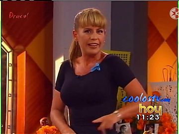 Leticia Perdigon ensenando la tanguita