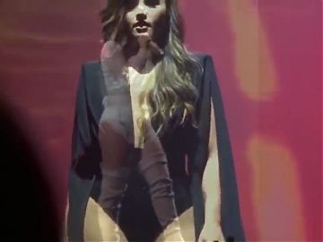 Demi Lovato Hot